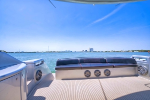 Luxuriöse private Yacht 70' + 2 Jetski