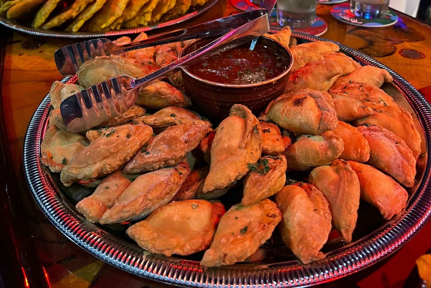 Mango's Miami: clases de salsa, mojitos, picoteo y música en vivo