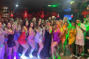 Mango's Miami: clases de salsa, mojitos, picoteo y música en vivo