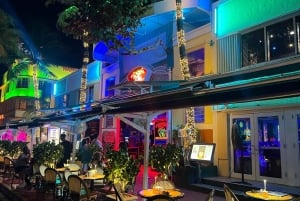 Mango's Miami: clases de salsa, mojitos, picoteo y música en vivo