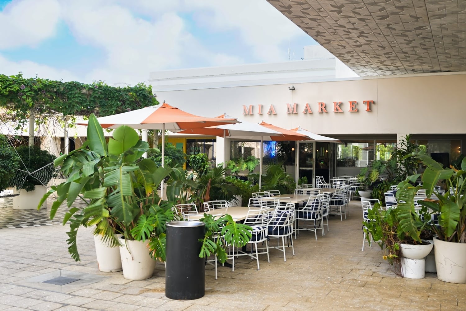 MIA Market Bar