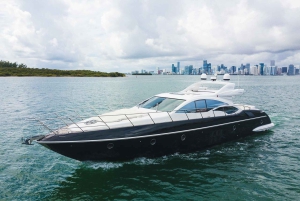 Miami: 2025 Axopar 37 Brabus Edition Boat Rental