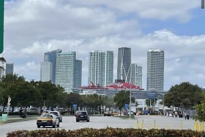 Miami: 5 hours Private City Tour by Air-Conditioned Vehicle