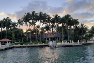 Miami: 90 minutter langt solnedgangscruise med Mojito-bar om bord