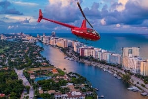 Miami Beach: Tour particular de 30 minutos de helicóptero de luxo ao pôr do sol