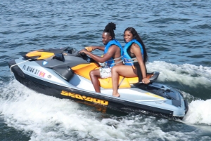 Miami Beach: Boat Ride and Jet Ski Rental
