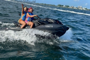 Miami Beach: Boat Ride and Jet Ski Rental