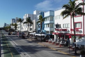 Miami Beach: Guided Bike Tour with Food Tasting (Adults)