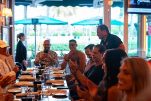 Miami Beach: Guided Bike Tour with Food Tasting (Adults)