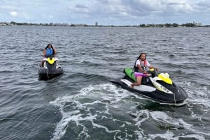 Miami Beachin vesiskootterit + ilmainen veneajelu