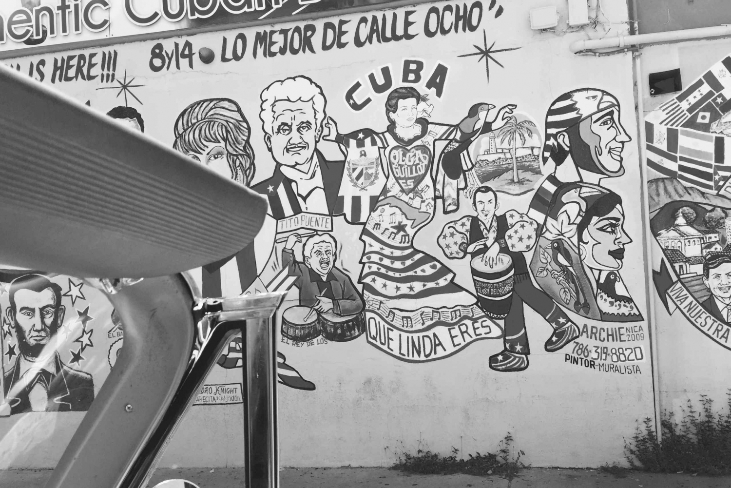 Miami Beach/Little Havana Vintage Convertible Private Tour