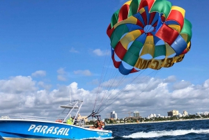 Miami Beach: Parasailing Boat Tour in South Beach