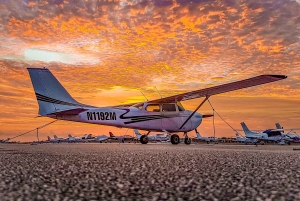 Miami Beach: Private Romantic Sunset Flight with Champagne