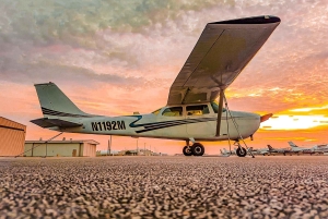 Miami Beach: Private Romantic Sunset Flight with Champagne