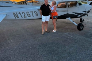 Miami Beach: Private Romantic Sunset Flight with Champagne
