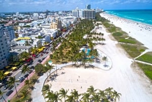 Miami Beach: Self-Guided App-Based Driving Tour
