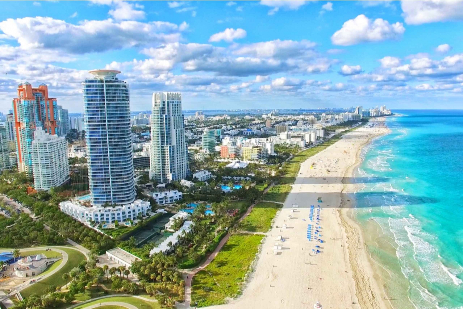 Miami Beach: Versace City Exploration Game