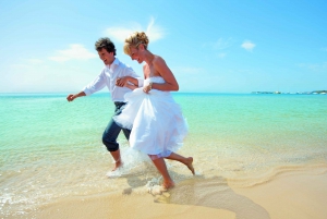 Miami: Beach Wedding or Renewal of Vows