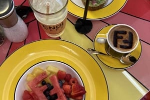 マイアミ：現地ガイドと一緒に屋台の食べ物を楽しむ最高のグルメツアーをお楽しみください