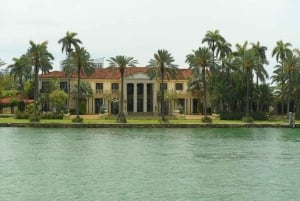 Miami: Crucero en barco por la Bahía de Biscayne con transporte