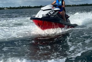 Miami: Alquiler de motos acuáticas en la Bahía de Biscayne y paseo en barco gratis