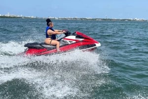 Miami: Alquiler de motos acuáticas en la Bahía de Biscayne y paseo en barco gratis