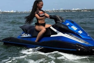 Miami: Alquiler de motos acuáticas en la Bahía de Biscayne y paseo en barco gratis
