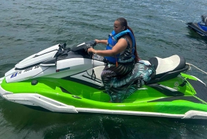 Miami: Alquiler de motos acuáticas en la Bahía de Biscayne y paseo en barco gratis