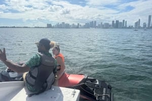 Miami: Alquiler de motos acuáticas en la Bahía de Biscayne y paseo en barco gratis