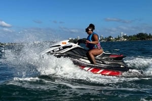 Miami: Alquiler de motos acuáticas en la Bahía de Biscayne y paseo en barco gratis