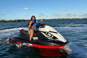 Miami: Alquiler de motos acuáticas en la Bahía de Biscayne y paseo en barco gratis