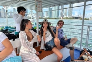 Miami: Excursión en barco para hacer snorkel en una isla aislada de la Bahía de Biscayne
