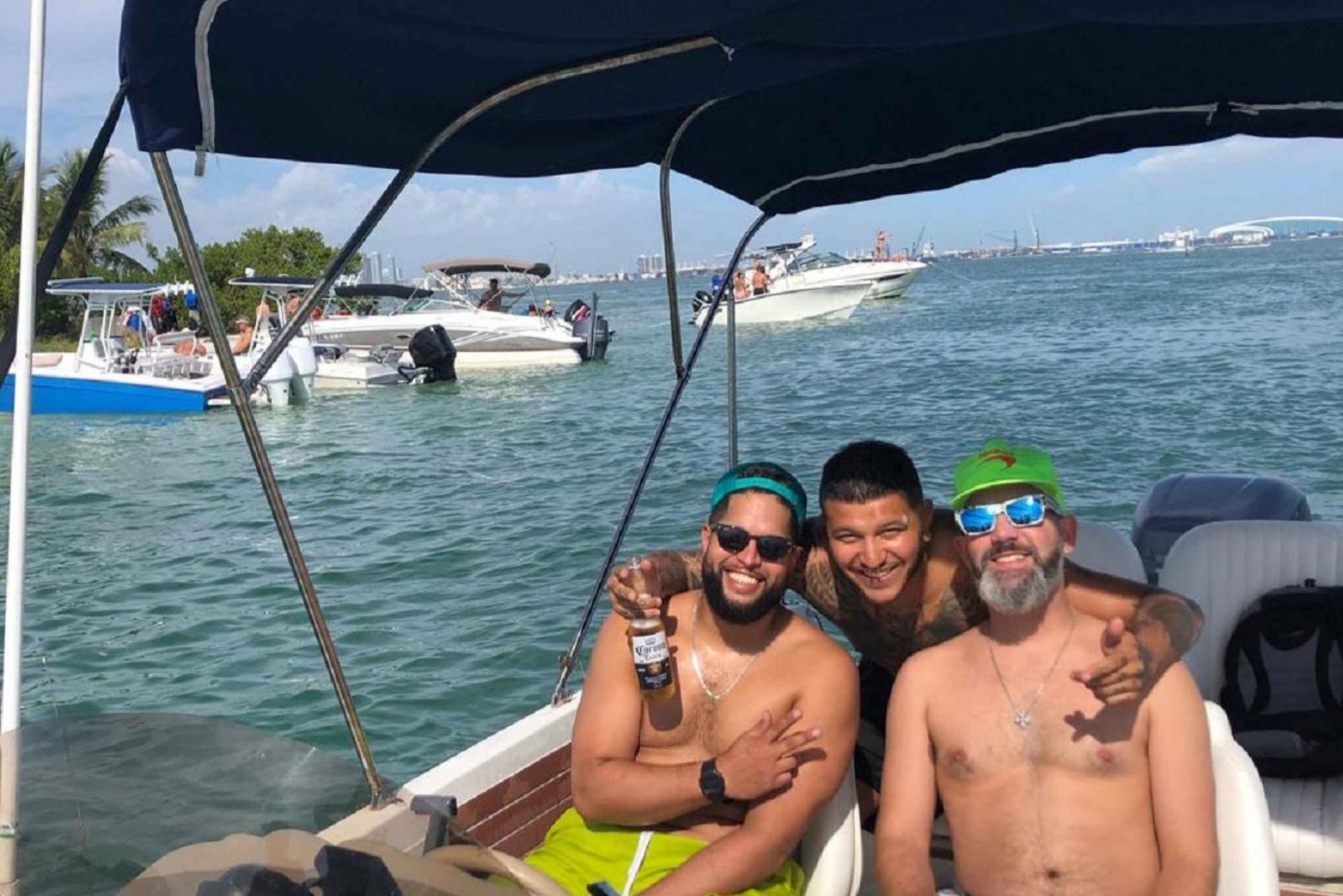 Miami: Boat Party Tour