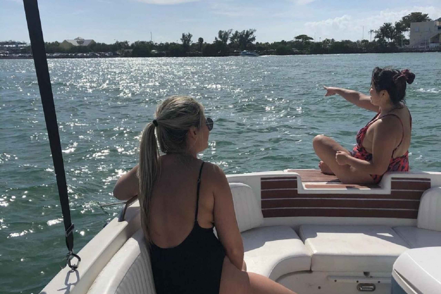 Miami: Boat Party Tour