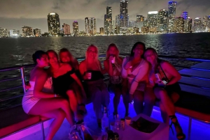 Miami: Ultimative Bootsparty, Partybus und Nachtclub-Eintritt