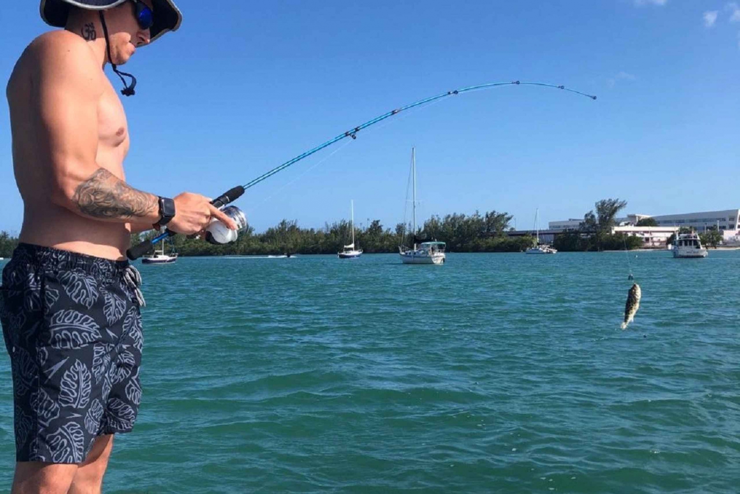 Miami: Boat Tour and Spearfishing Lesson