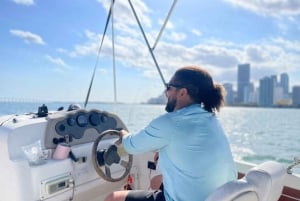 Miami: Excursión en barco y lección de pesca submarina