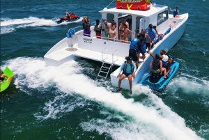 Miami : Croisière en catamaran avec forfait sports nautiques et fête