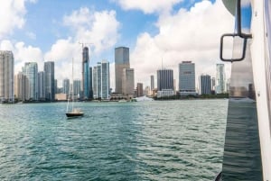 Miami: Celebrity Homes Boat Tour with Guide