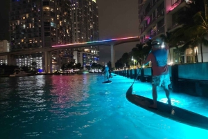Miami: City Lights SUP o Kayak Tour nocturno