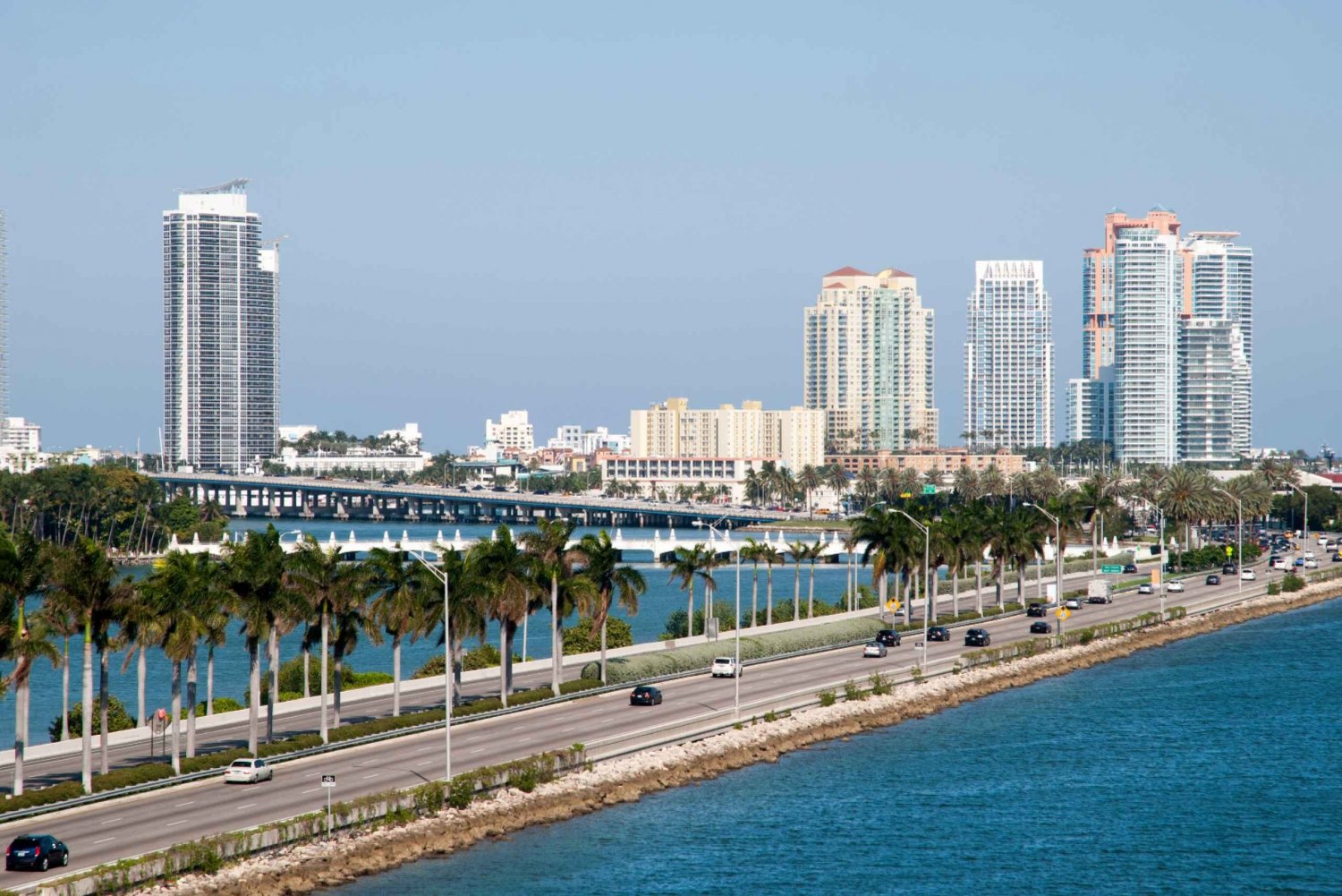 Miami: City Self-Guided App-Based Driving Tour