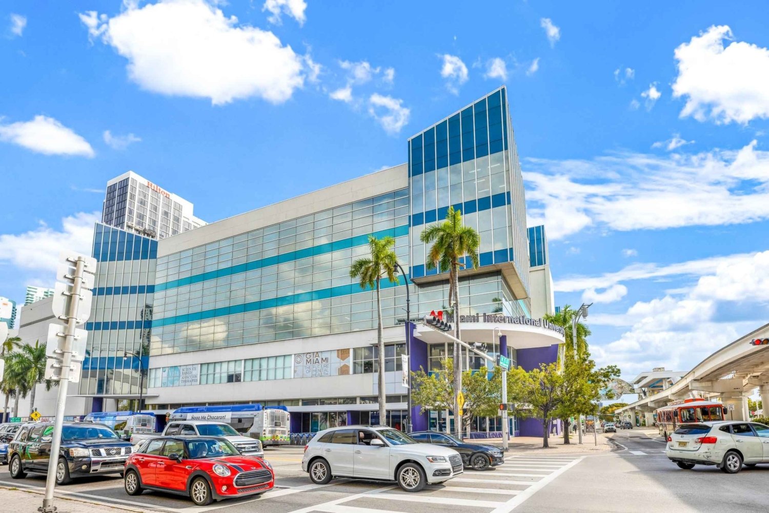 Miami: Dostęp do salonu linii rejsowych i przechowalni bagażu