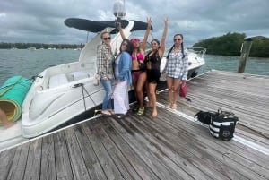 Miami: Privater Bootsverleih/Tour bei Tag oder Nacht mit Kapitän