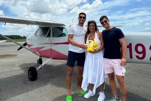 Miami: Downtown Private Airplane Tour with Soft Drinks