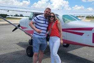 Miami: Downtown Private Airplane Tour with Free soft drinks