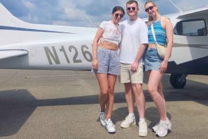 Miami: Downtown Private Airplane Tour with Free soft drinks