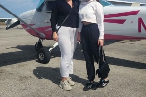 Miami: Downtown Private Airplane Tour with Free soft drinks