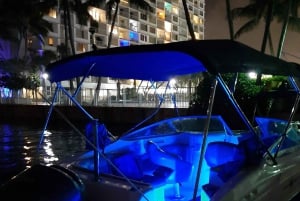 Miami: Genieße diese private Bootstour, Sundeck 24Ft.