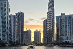 Miami: Desfruta deste passeio de barco privado, Sundeck 24Ft.