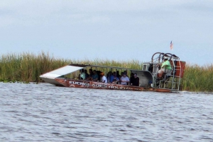 Miami: Bote de aire en los Everglades, encuentro con caimanes y traslado en autobús